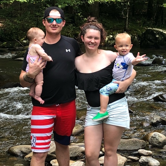 Meet your Posher, Harley - Picture 1 of 1